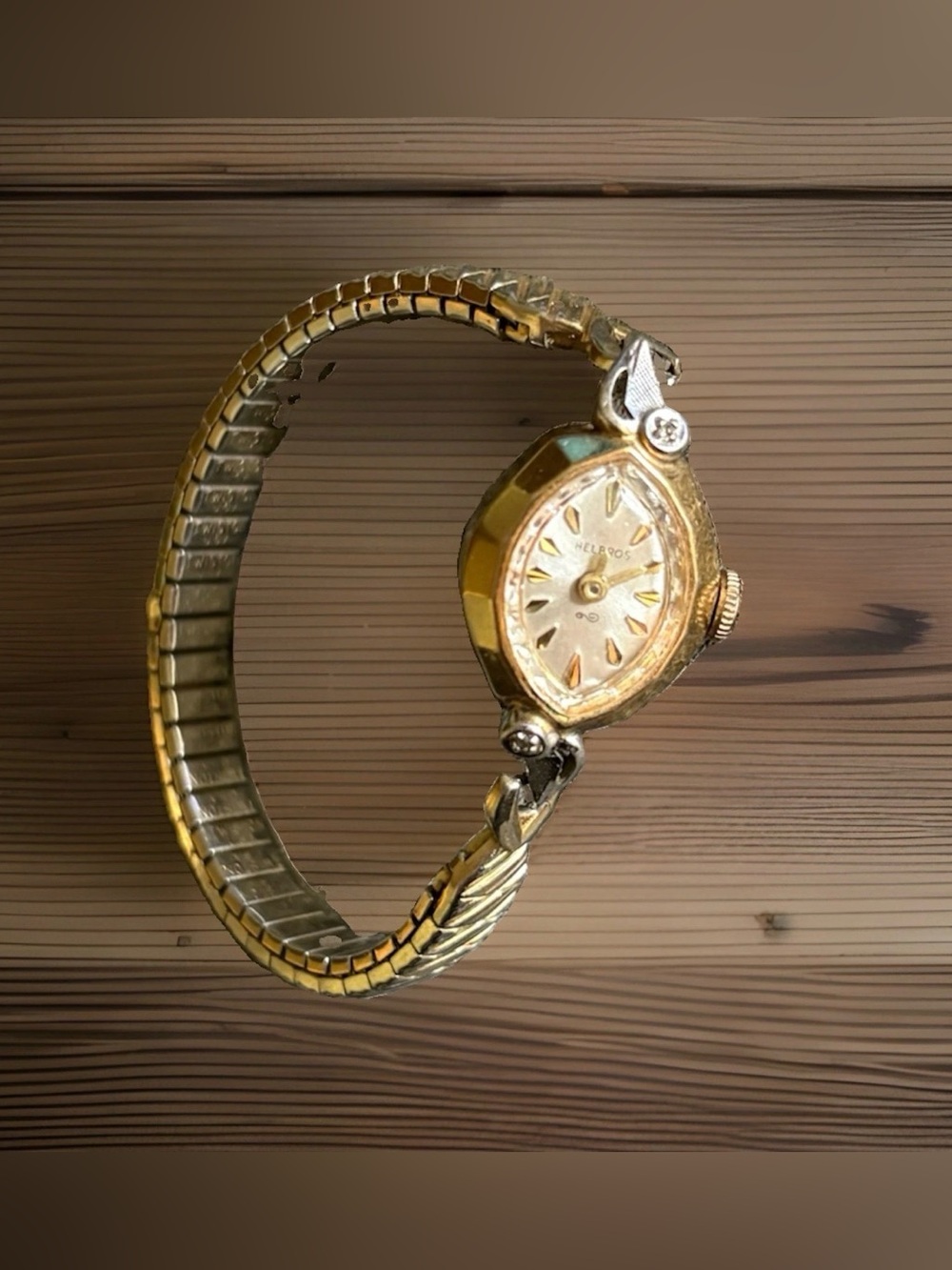 Vintage Helbros Women's Manual Wind Up Watch (Not Tested)